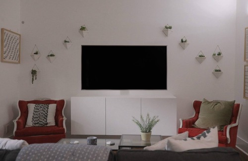 Freetown - Port Rico House | Steps from Live Music Venues: Guest Room