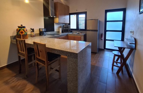 Colonia Meteorologico Apartment | Steps From Ocean with Pool!