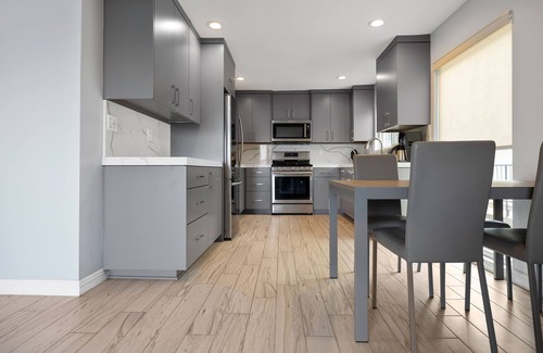 Hermosa Beach Condo | Steps from the ocean, Large/remodeled 2bedroom beach apt