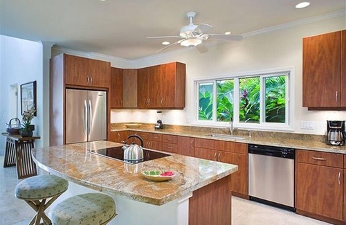 Lanikai House | Steps to Beach-Heated Pool-AirCon-Gated Community-Min Stay 7 Nights-CONTACT HOST