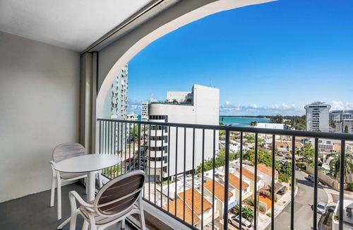 Carolina Apartment | Steps to Beach on 12th Floor w/Parking @ ESJ