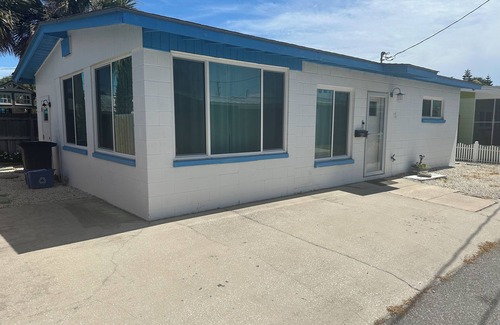 Bonnie Brae Cottage | Steps to Beach and located in the heart of the Flagler Ave. district.