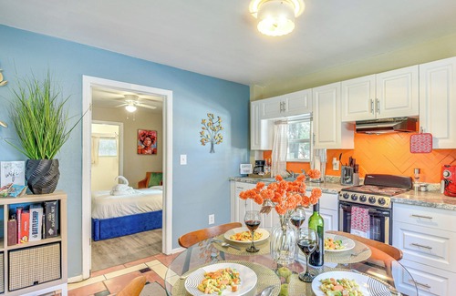 DeLand Condo | Steps to Downtown: DeLand Condo w/Porch & Yard