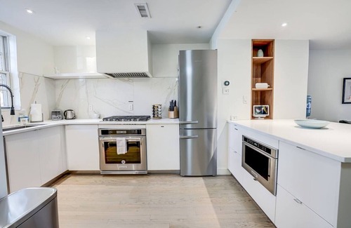 Foggy Bottom House | Steps to GWU-Georgetown-Nat'l Mall | Free Parking