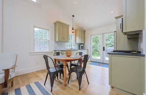 Orleans House | Steps to Rock Harbor, Fully Renovated Cape Cod Cottage