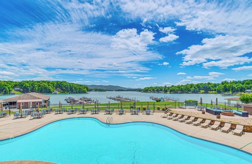 Huddleston Apartment | Steps to Smith Mountain Lake: Unit w/Pool Access!