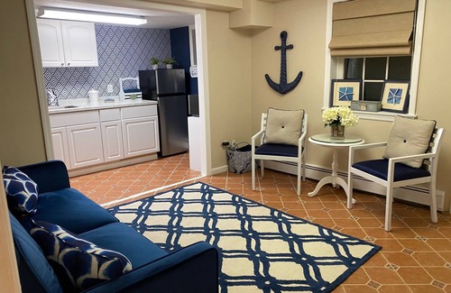 Long Beach Apartment | Steps to the beach and boardwalk