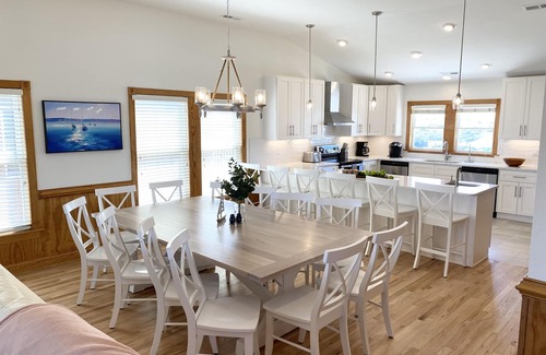 Nags Head House | 💥Steps to the Beach🌊HEATED Pool Included! Elevator⚓Golf Cart💥Ocean Views!