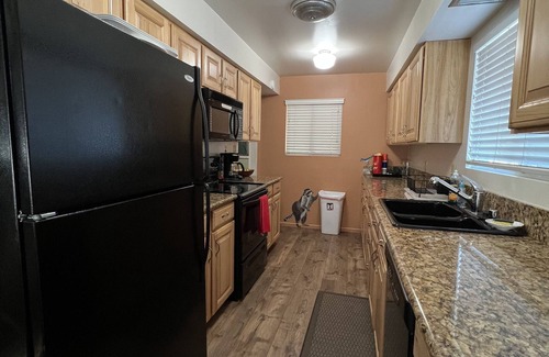 Oak Shores House | Steps to the Marina and community pool, Wifi, and Private Slip!