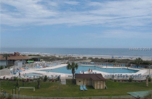 Folly Field Condo | Steps to the beach! Newly Remodeled! New furniture. Avail July13 to 18 discount