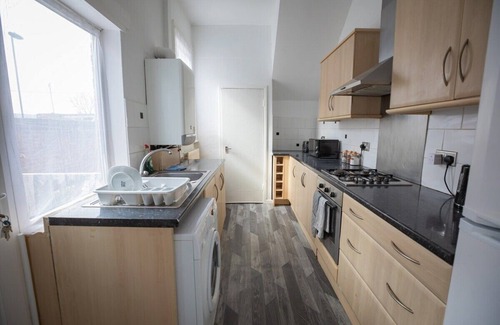 Wallsend Apartment | Sterling apartment located at the very central of Wallsend and accessible to all