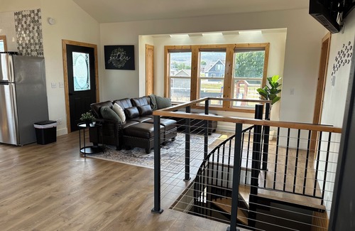 Garden City House | Stevens Lake Lodge - Renovated Home in Bear Lake