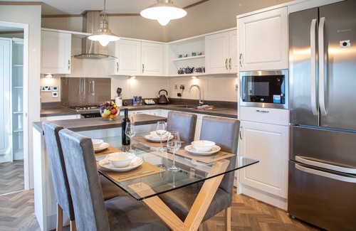 St. Andrews Cottage | Stewart Resort Lodge 27 - a lodge that sleeps 6 guests in 2 bedrooms