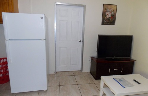 Trincity Apartment | Stewart Suite Apt -Trincity, Airport, Full Apt