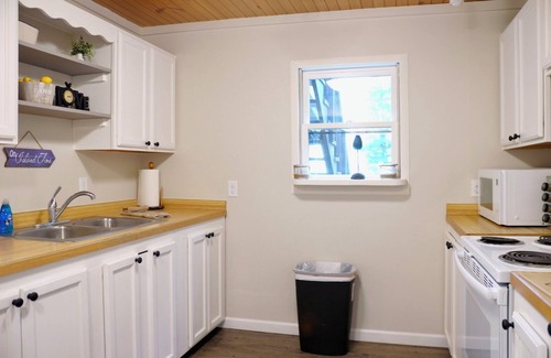 Drummond Island House | Sticks & Stones with Bunkhouse on Drummond Island