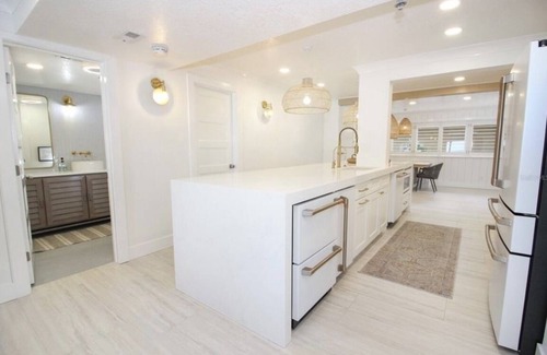 Seawinds Condo | Still Waters luxury beachfront condo with amazing views!