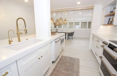 Seawinds Condo | Still Waters luxury beachfront condo with amazing views!