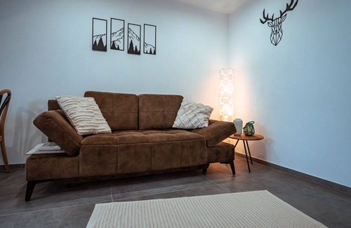 Bekond Apartment | Stilvolle Ferienwohnung - 4 Min. von der Mosel Entfernt /Golfplatz vor Ort /