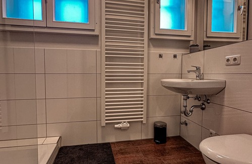 Niederstotzingen Apartment | Stilvolle und Moderne Wohnung Nahe Legoland