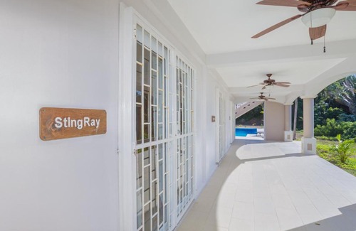Antoneys Cay Apartment | Sting Ray Studio at Sea Scape home