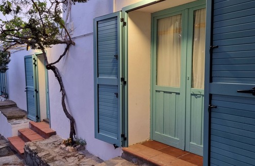 Sassari House | Stintino Storico Finely restored sheepfold between sea and countryside