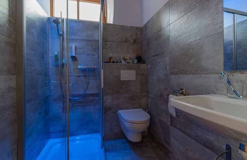 Weyregg am Attersee Cottage | Stockbettzimmer DZ - Haus Weyregg - Frühstückspension
