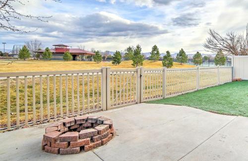 Grand Junction House | Stocked Grand Junction Home at Canyon View Park!