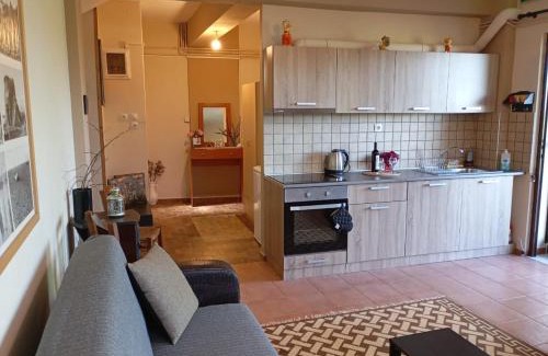 Stomio House | Stomio 4 Seasons Relaxing Apartment