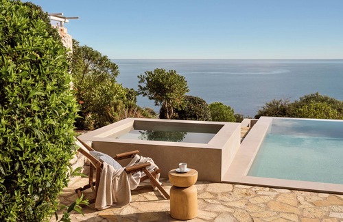 Varvara Villa | STONE BUILT 3 BEDROOM LUXURY VILLA WITH PRIVATE INFINITY POOL AND SEA VIEW