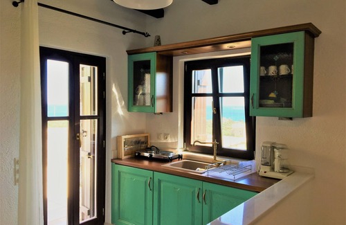 Selinitsa Villa | Stone-built cottage in Gythio, Mani | ‘Liopetra’