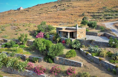 Karystos Cottage | Stone cottage, 2 km from Karystos, 5 min walk from beach