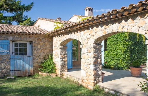 Saint-Cezaire-sur-Siagne Villa | ☀ Stone villa with private pool near Cannes, Grasse, Saint-Raphaël ☀