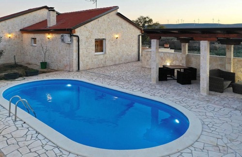 Novigrad Villa | Stone House Captivating Villa in Pridraga, Zadar