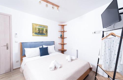 Petrokefalion House | Stone house Elefteria near Matala beach