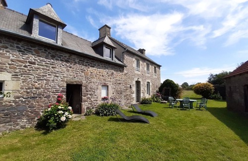 Plouezec House | Stone house in Plouézec near Paimpol (1,2 km from the sea, 4km from the beach)