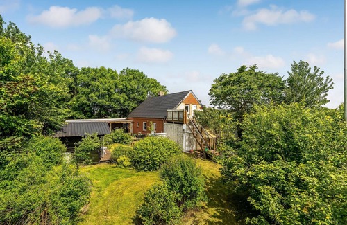 Vestervig House | Stone house in quiet surroundings near the vacation area Kærgaarden.