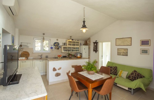 Milna (Brac) House | Stone house on Brac with amazing garden and sea view