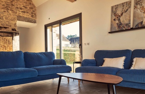 Sarlat-la-Caneda Villa | Stone house with swimming pool, in the heart of nature in Sarlat
