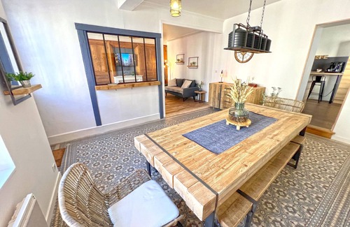 Poncin House | Stone house with jacuzzi 500m from the Ain 3bed 8p
