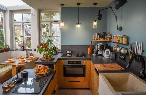 Stari Grad House | Stone house with patio, garden, and terrace, 15 mn walk from swimming areas.