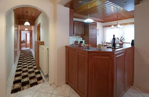 Tsepelovo Apartment | Stone Oasis