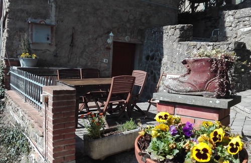 Boveglio House | Stone Rustico with Jacuzzi, Infrared Sauna Escluiva