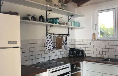 Koroni House | STONE'S THROW BEACH STUDIO - next to the Sea