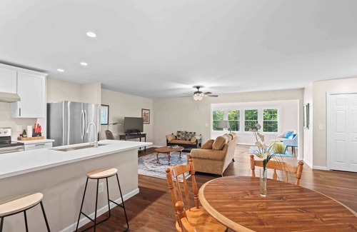 Highlands Hills House | Stone's Throw by Mirror Lake