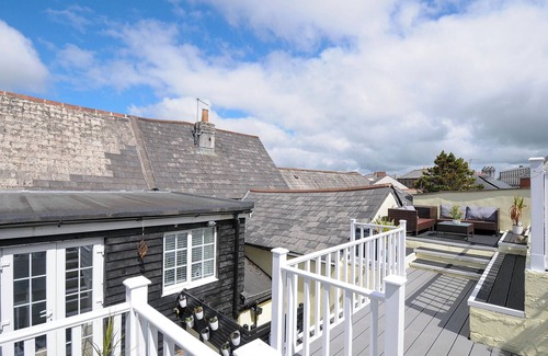 Launceston Cottage | STONE'S THROW COTTAGE, pet friendly, with open fire in Launceston