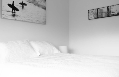 Port Macdonnell House | Stone Throw