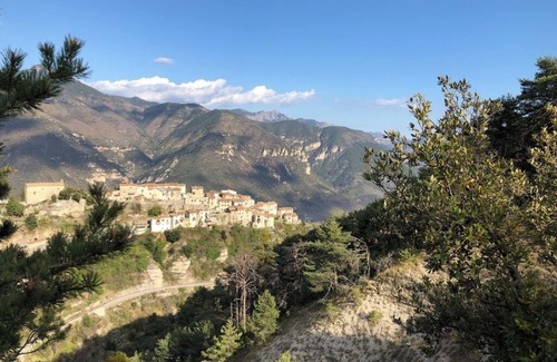 Bairols House | Stone tower in the heart of the village in the Mercantour Park, 45 minutes from Nice