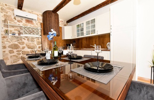 Zemunik Donji Villa | Stone villa Anita with pool, Zadar county