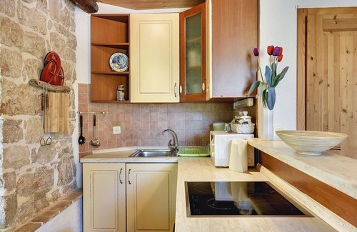 Stranici kod Lovreca House | Stone villa where pets are welcome and with private pool