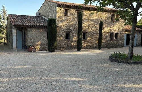Cucuron House | Stone villa with pool, view and privacy in South Luberon close to best villages